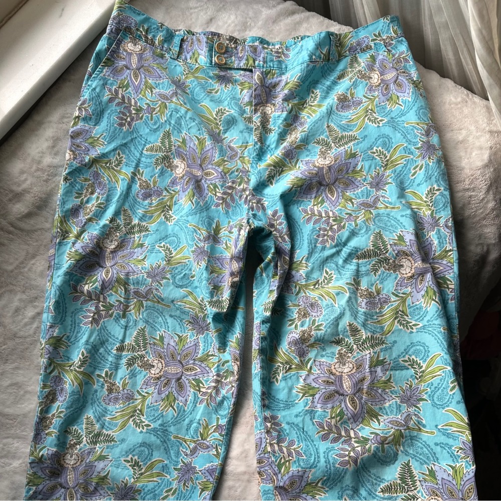 Vibrant Tropical Paisley Capri Pants